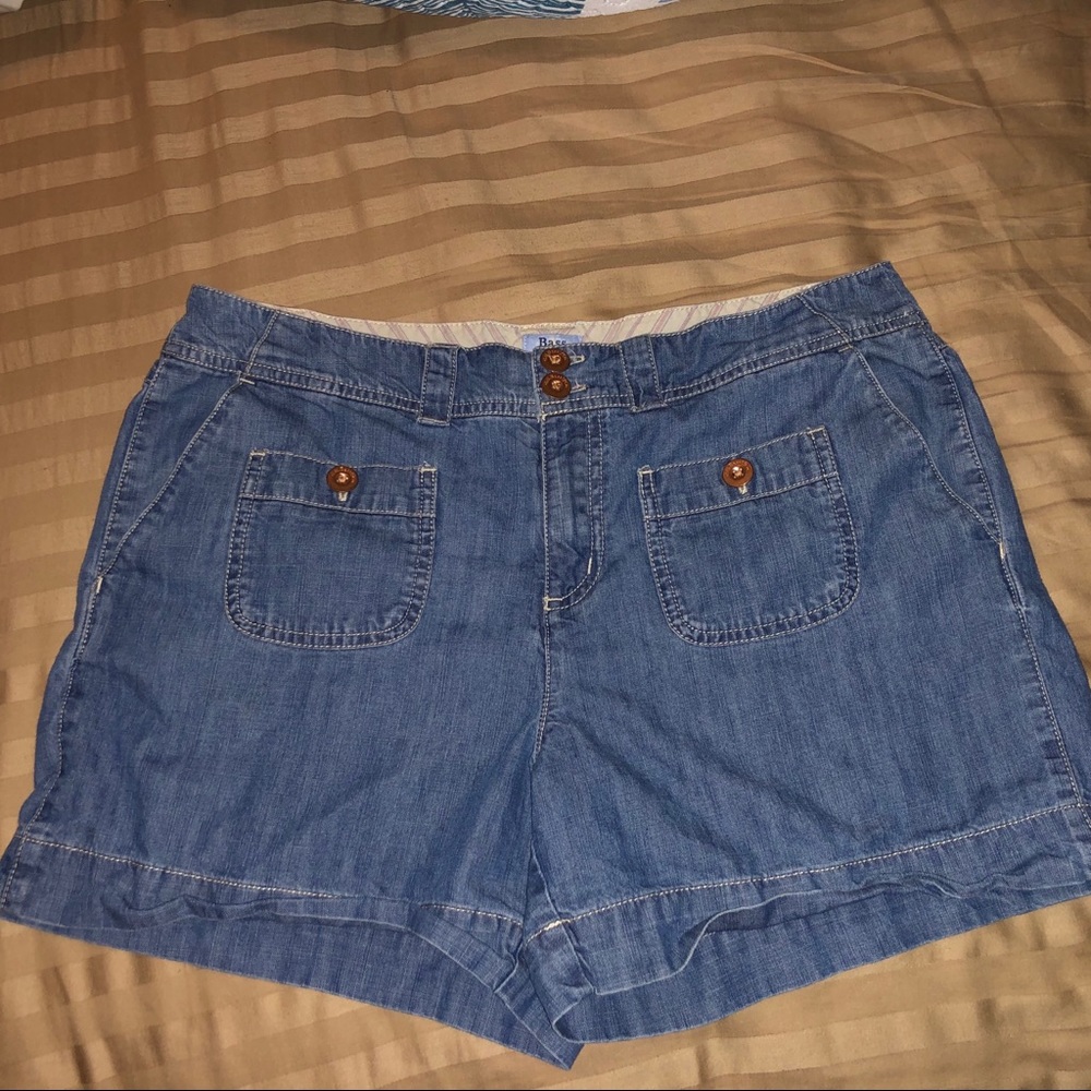 Bass women’s denim shorts size 10